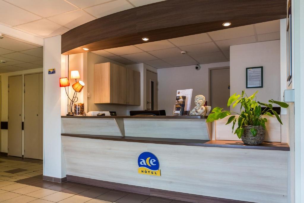 Ace Hotel Bourges Exterior foto